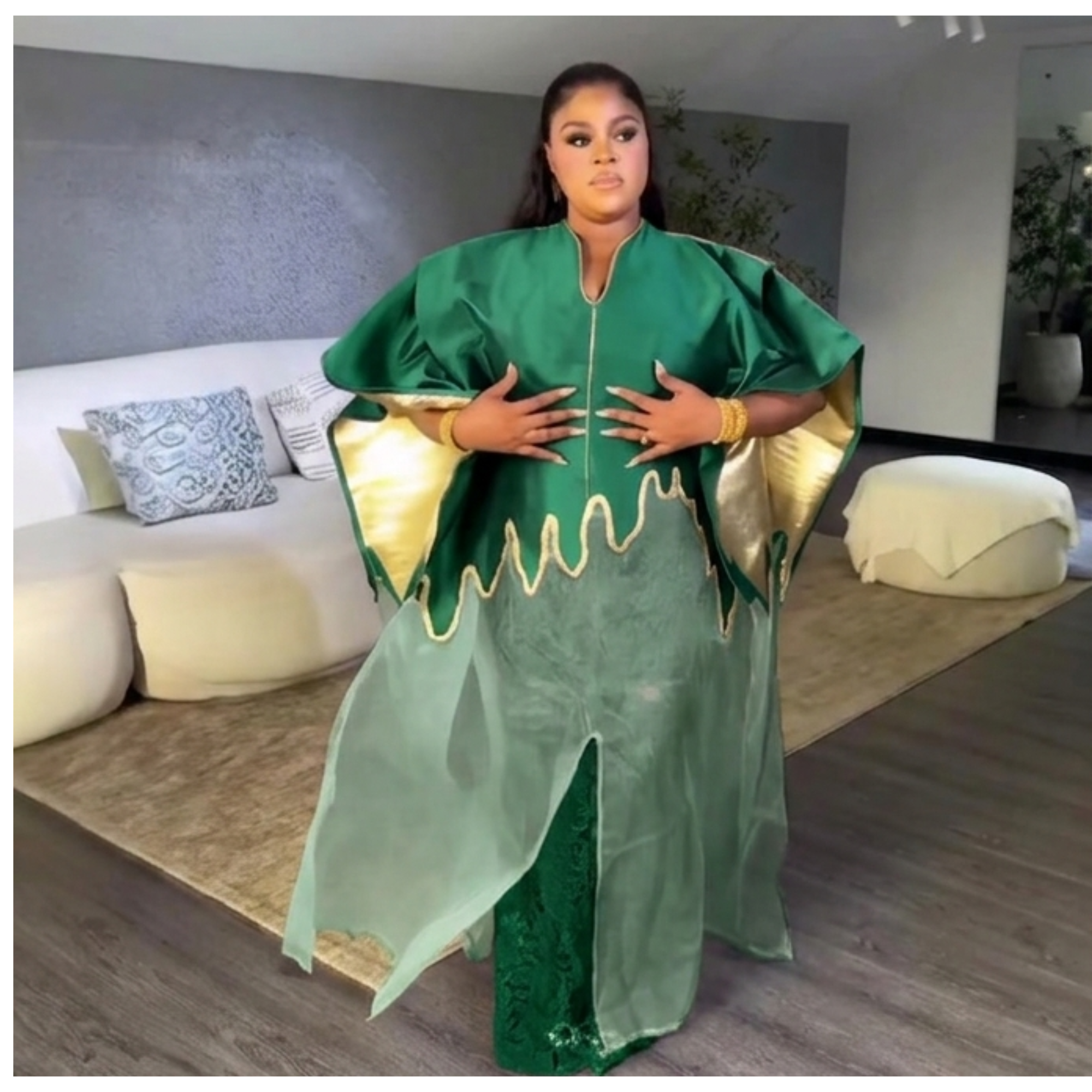 African Women 2 pieces Kaftan Set in Green and Red.Available in L XL and XXL